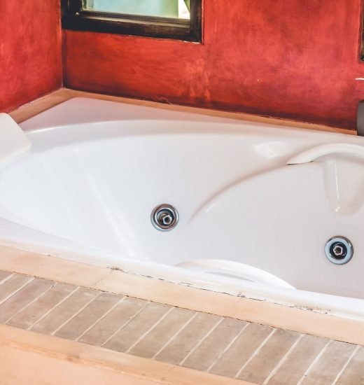 bathtub-min